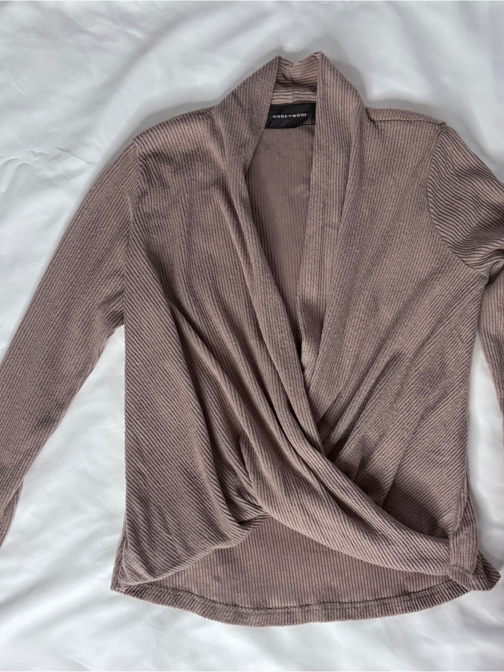 Mauve Twist-Front Ribbed V-Neck Sweater